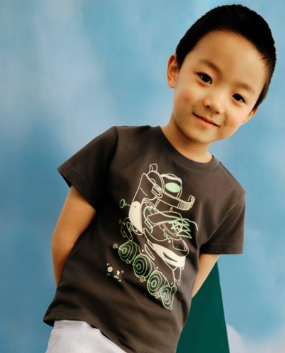 CAMISETA GLOW IN THE DARK