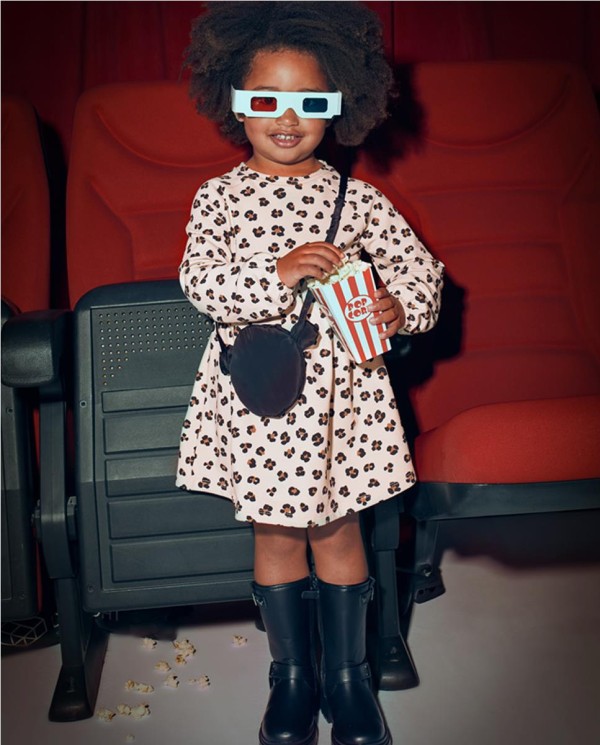 VESTIDO FELPA CON BOLSO OSITO