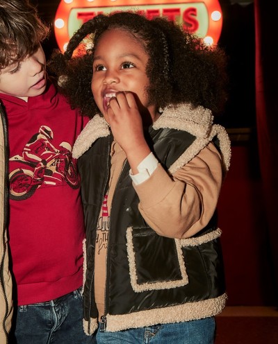 CHALECO CONTRASTES BORREGO