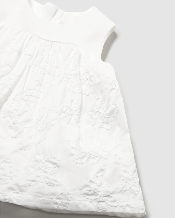 VESTIDO BORDADO FLORES 2