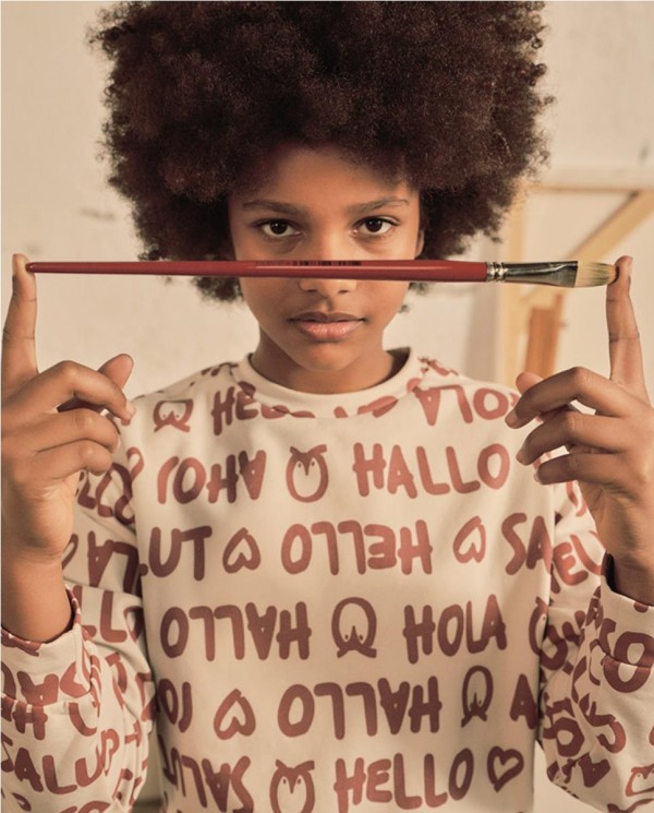 SUDADERA ESTAMPADA HELLO