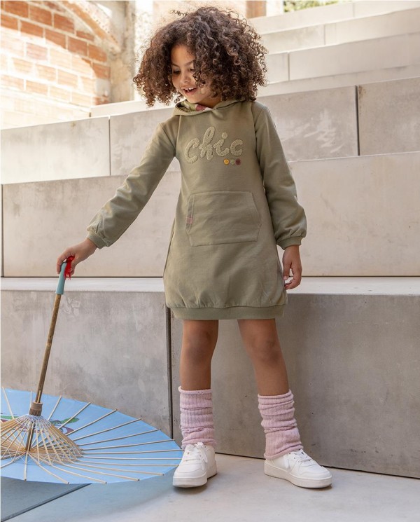 VESTIDO CAPUCHA CHIC